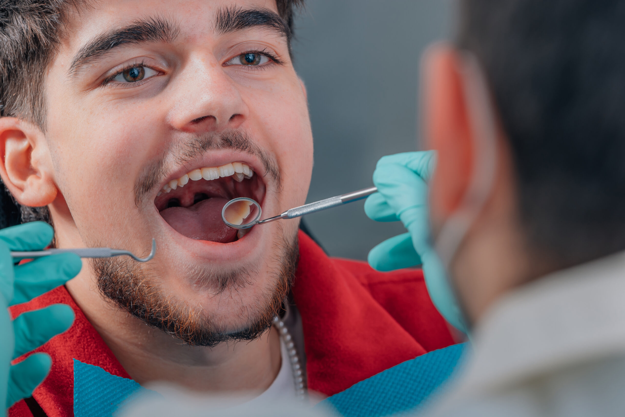 Repairing a Chipped or Broken Tooth